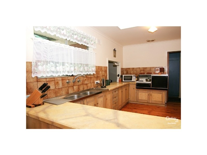 489 Yatala Vale Rd, Fairview Park SA 5126