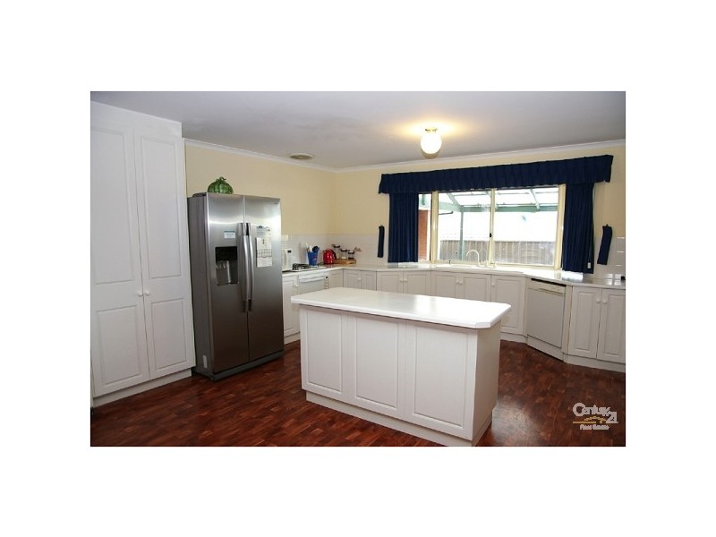 6 Sir Joseph Banks Crescent, Golden Grove SA 5125