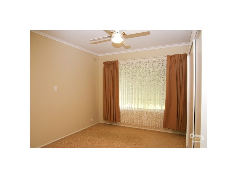 13 Grevillea Drive, Banksia Park SA 5091