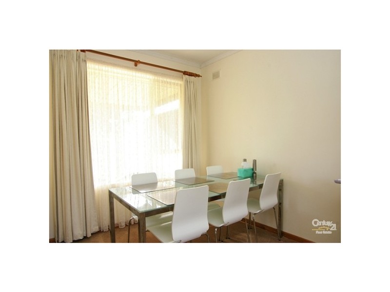 34 Campbell Drive, Para Hills SA 5096