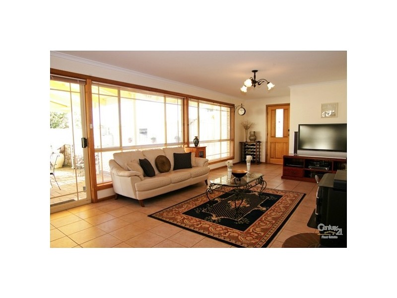 36 Baudin Avenue, Fairview Park SA 5126