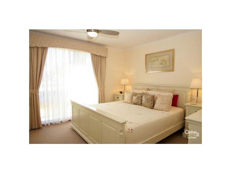 36 Baudin Avenue, Fairview Park SA 5126