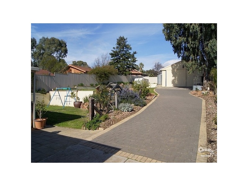 105 Barracks Rd, Highbury SA 5089