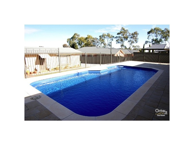 3 Hazel Grove, Ridgehaven SA 5097