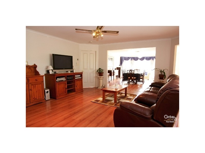 27 Jackaroo Crescent, Walkley Heights SA 5098