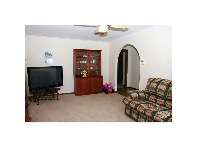 31 Kirrawee Drive, Redwood Park SA 5097