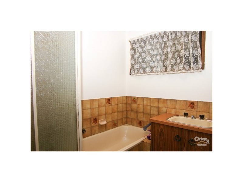 31 Kirrawee Drive, Redwood Park SA 5097