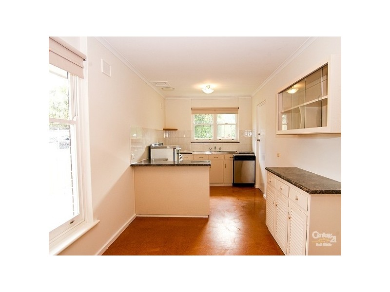 42 Flockhart Avenue, Valley View SA 5093