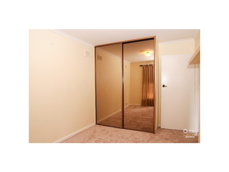 42 Flockhart Avenue, Valley View SA 5093