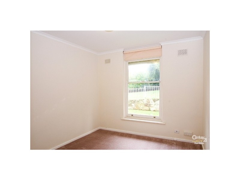 42 Flockhart Avenue, Valley View SA 5093