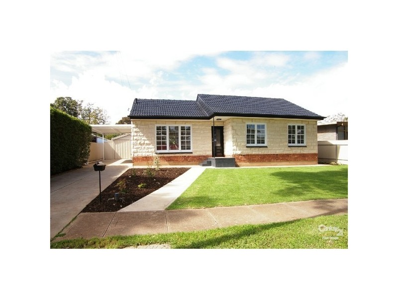 19 Todd Rd, Para Hills SA 5096