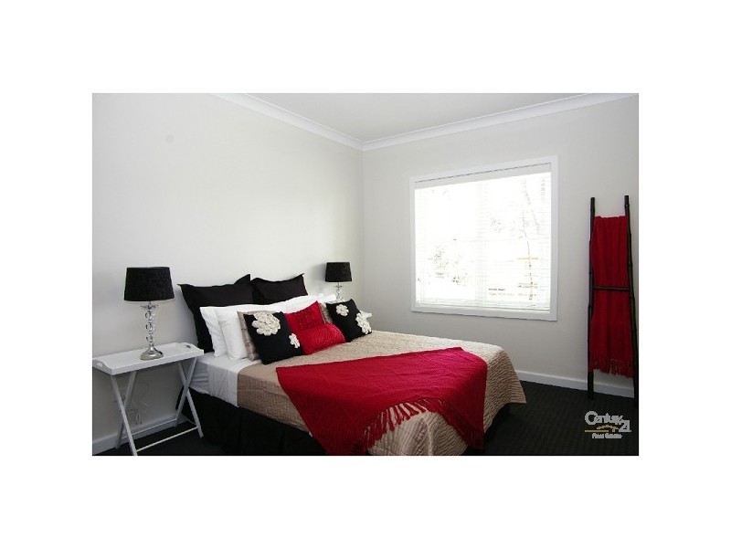 19 Todd Rd, Para Hills SA 5096