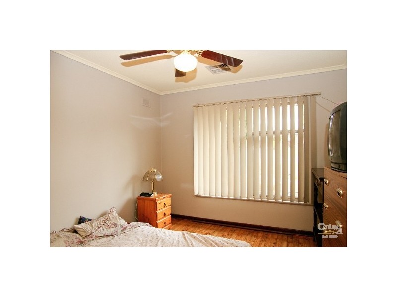 14 Cremin St, Fairview Park SA 5126