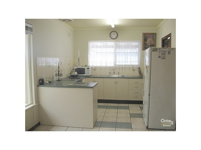 14 Cremin St, Fairview Park SA 5126