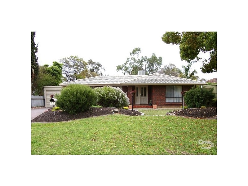 32 Pelsaert Ave, Fairview Park SA 5126