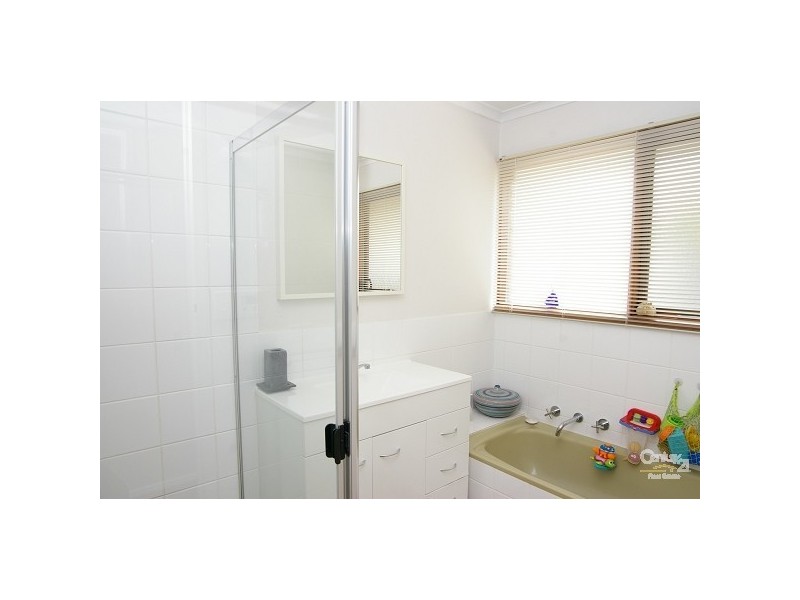 12 Chardonnay Crescent, Wynn Vale SA 5127