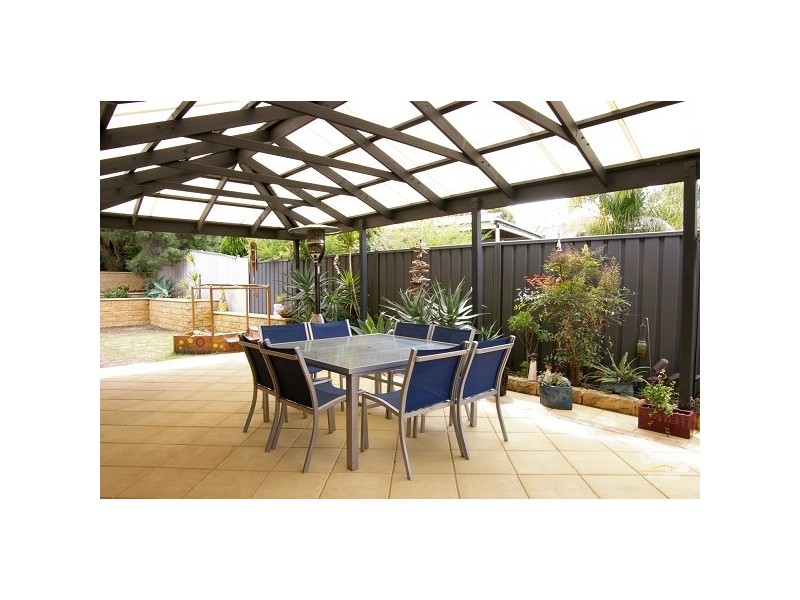 12 Chardonnay Crescent, Wynn Vale SA 5127