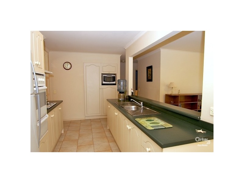 14 Parawae Rd, Salisbury Plain SA 5109