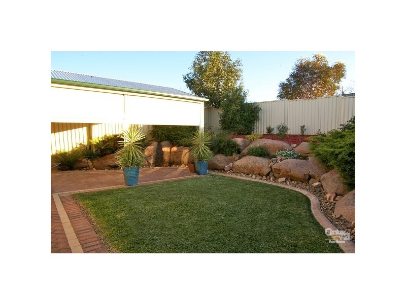 2 Springton Lane, Greenwith SA 5125