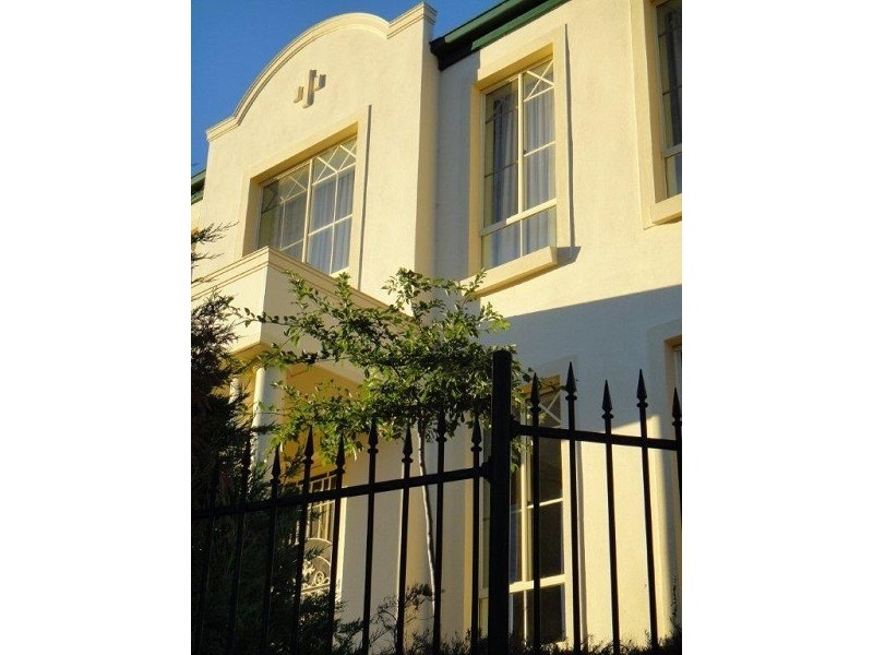 2 Springton Lane, Greenwith SA 5125