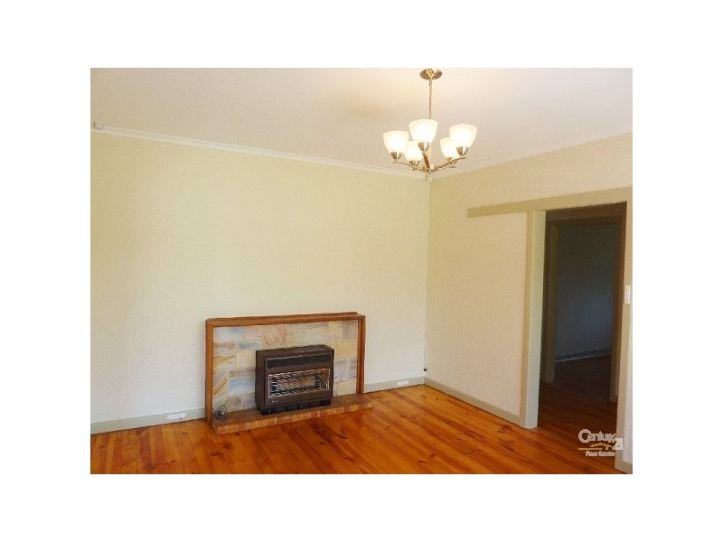 25 Berri Rd, Hope Valley SA 5090