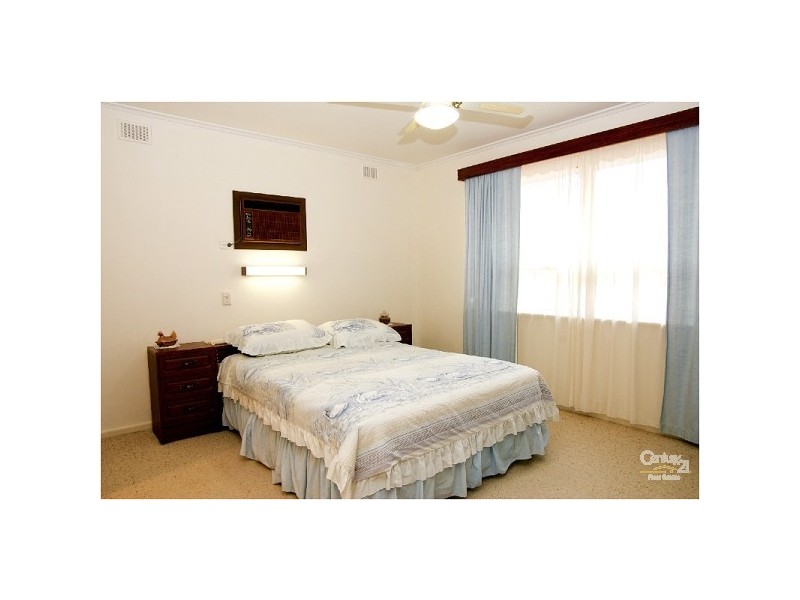 42 Dunn Rd, Highbury SA 5089