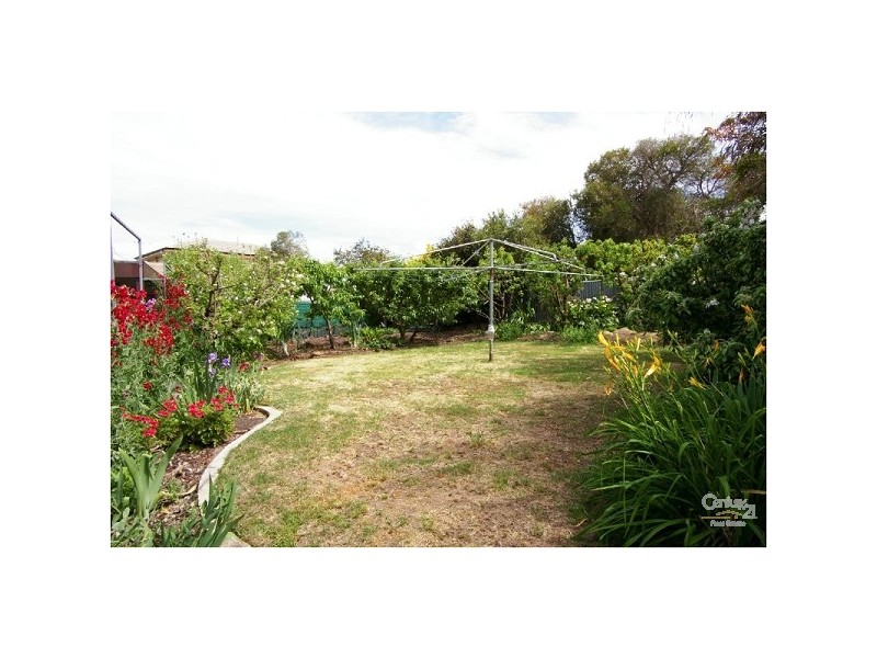 42 Dunn Rd, Highbury SA 5089