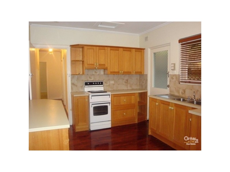 25 Coulls Rd, Banksia Park SA 5091