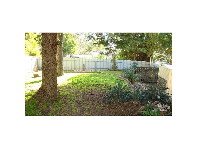 25 Coulls Rd, Banksia Park SA 5091