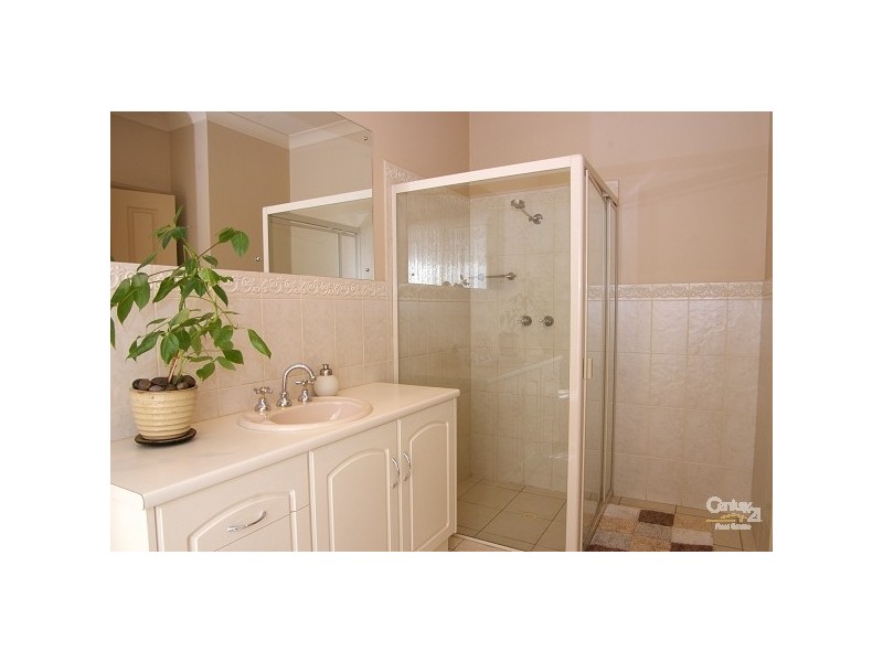 3 Featherstone Cct, Greenwith SA 5125