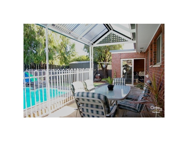 57 Heysen Avenue, Hope Valley SA 5090