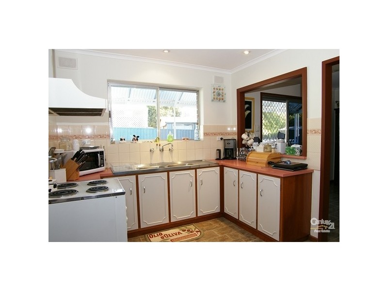 57 Heysen Avenue, Hope Valley SA 5090