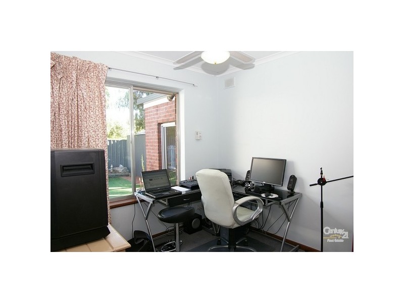 57 Heysen Avenue, Hope Valley SA 5090