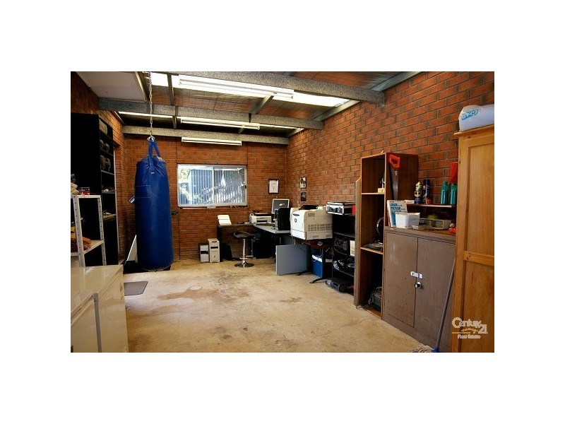 57 Heysen Avenue, Hope Valley SA 5090