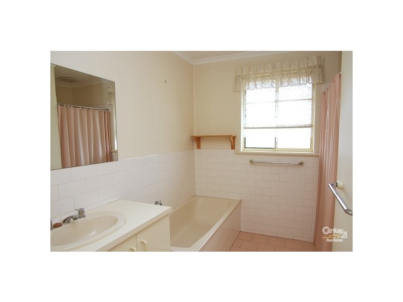 1/97b McEwin Avenue, Redwood Park SA 5097