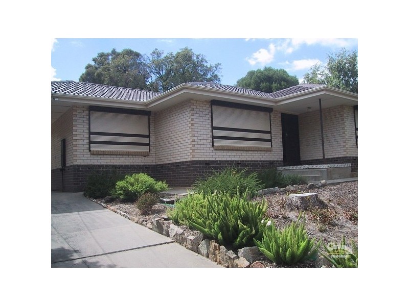35 Sapphire Crescent, Highbury SA 5089