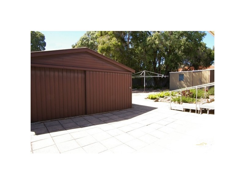 35 Sapphire Crescent, Highbury SA 5089