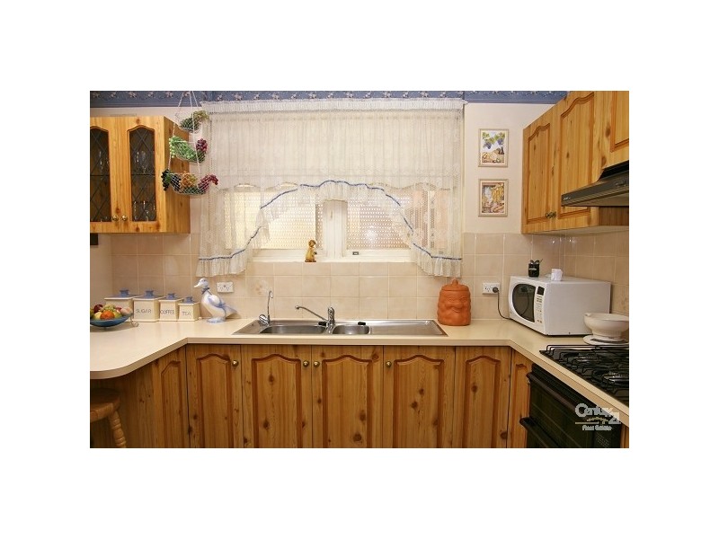 14 Salisbury Avenue, Valley View SA 5093