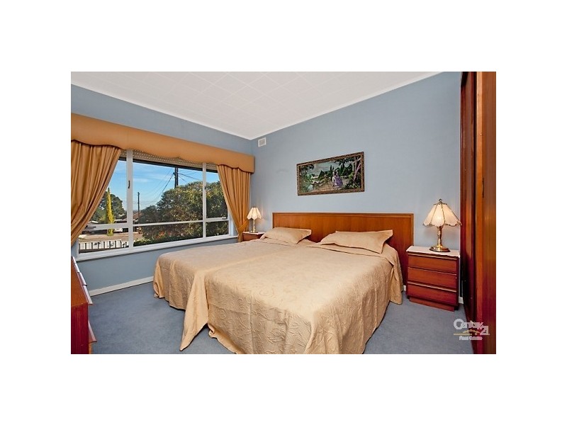 10 Welsh Court, Para Hills SA 5096