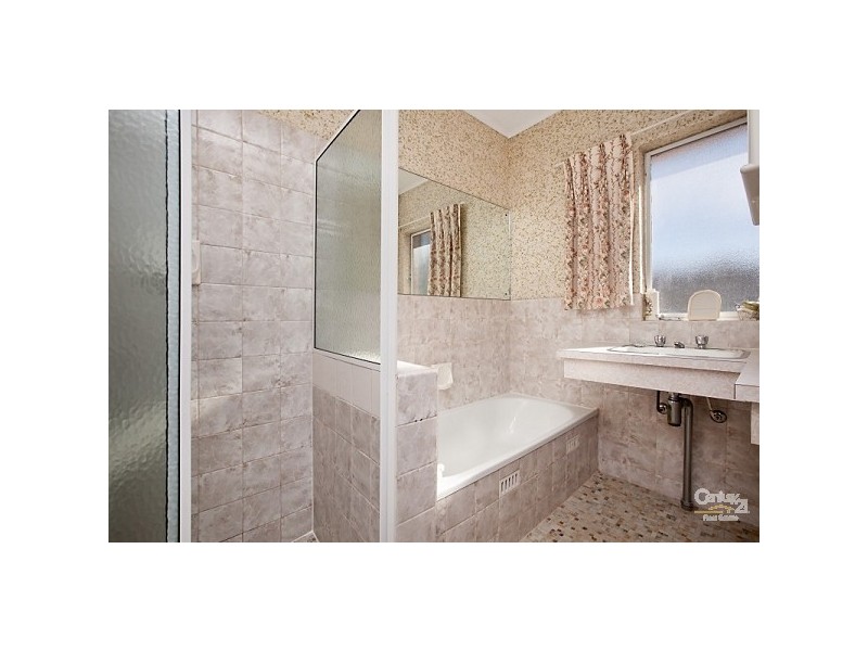 10 Welsh Court, Para Hills SA 5096