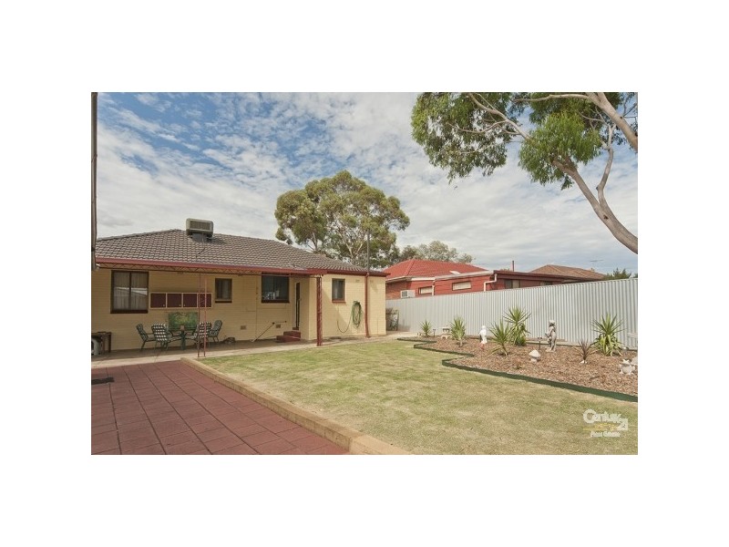 20 Campbell Rd, Elizabeth Downs SA 5113