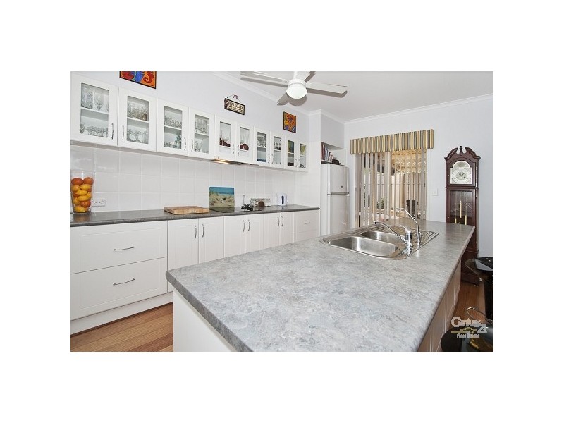 17 Oregan Cr, St Agnes SA 5097