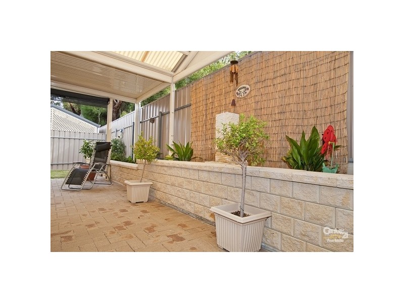 17 Oregan Cr, St Agnes SA 5097