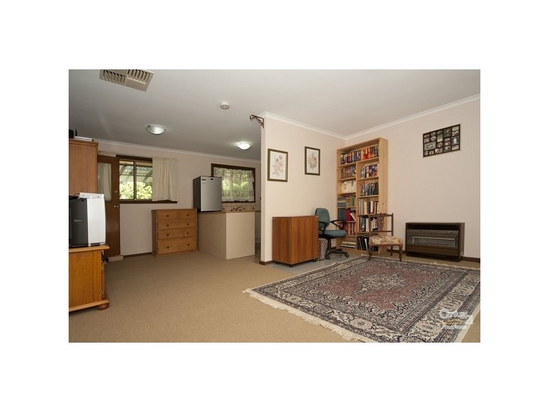42 Eva Avenue, Redwood Park SA 5097