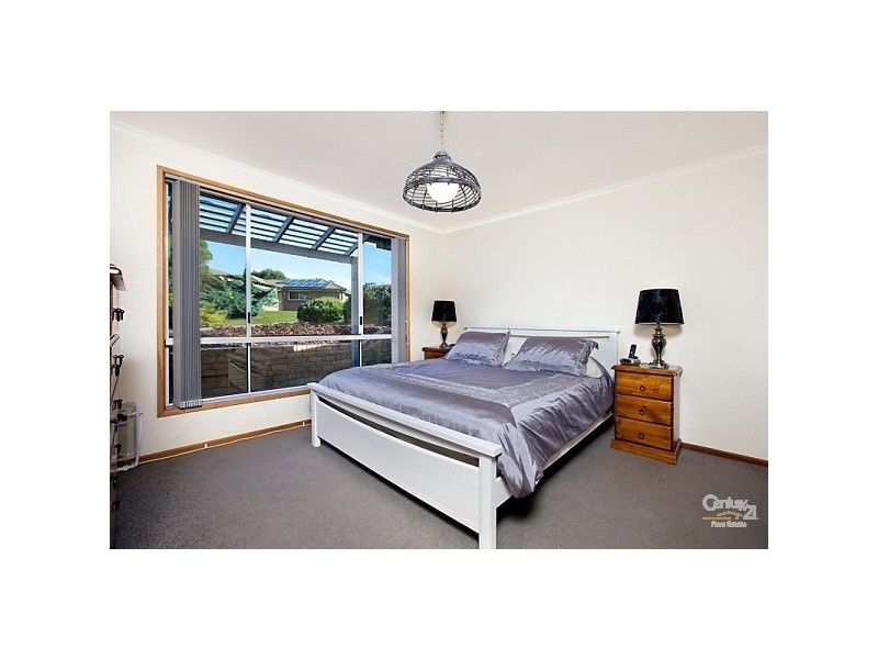 11 Egret Ct, Wynn Vale SA 5127