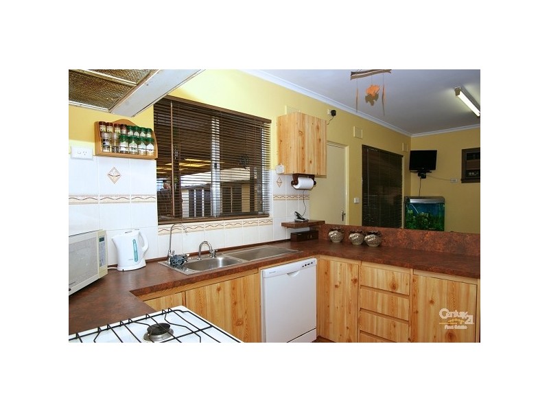 32 Salisbury Avenue, Valley View SA 5093