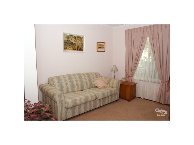 10 Penzance Street, Golden Grove SA 5125