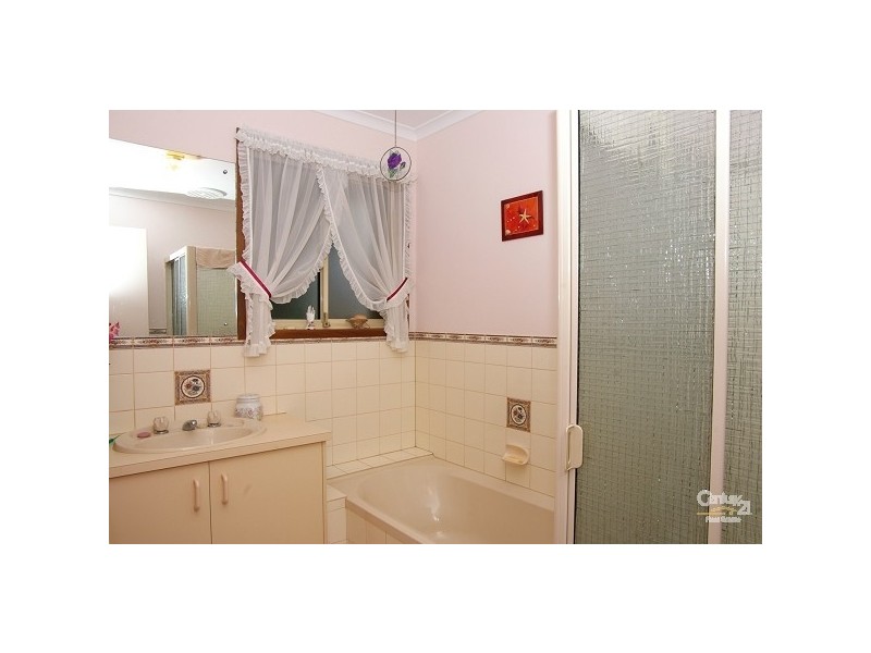 10 Penzance Street, Golden Grove SA 5125