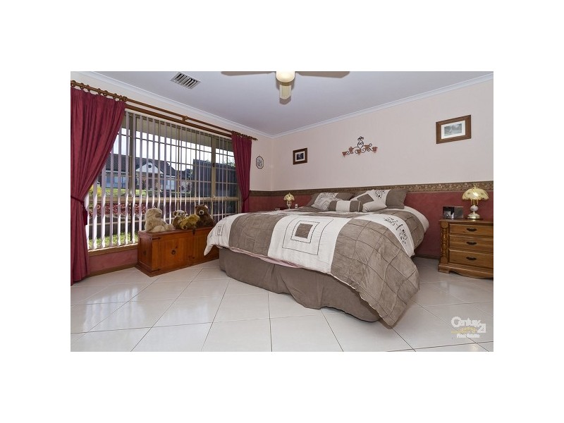 4 Caroline Court, Golden Grove SA 5125