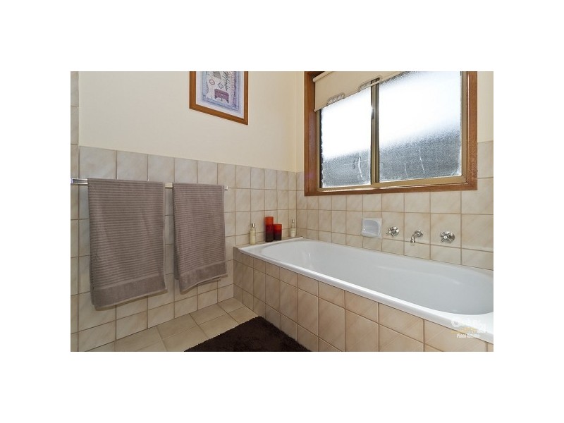 4 Caroline Court, Golden Grove SA 5125